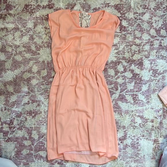 Women’s dress bundle - Picture 6 of 9